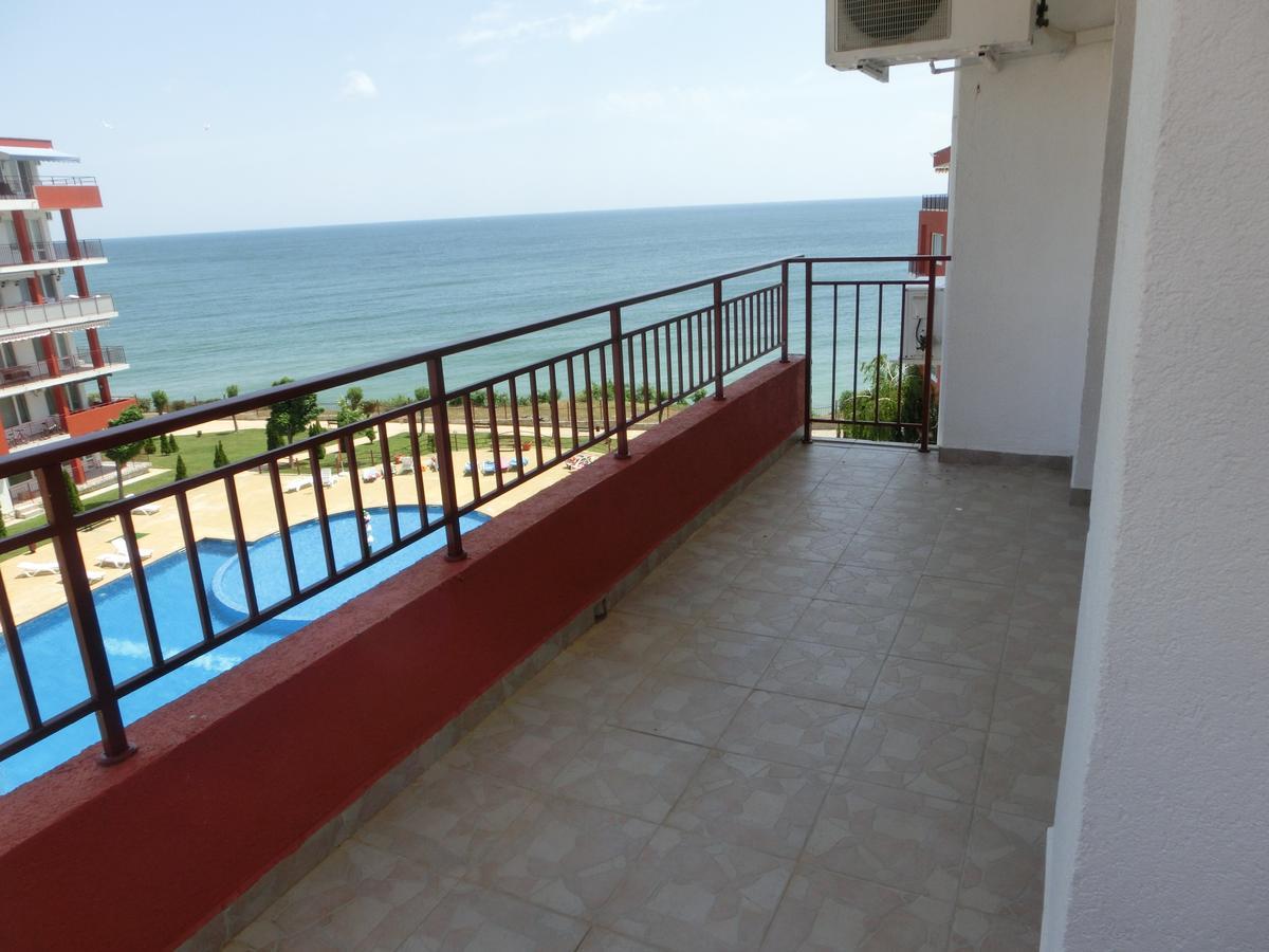 Sea View Panorama Apartment On Complex With Pools And Beach, Sveti Vlas Eksteriør bilde